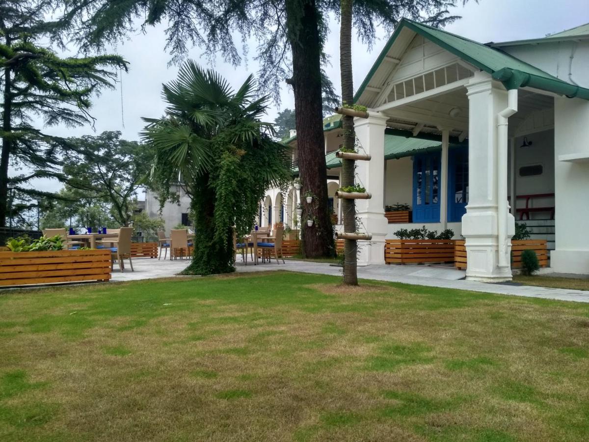 Hotel Pine Retreat Mallroad Mussoorie Exterior foto