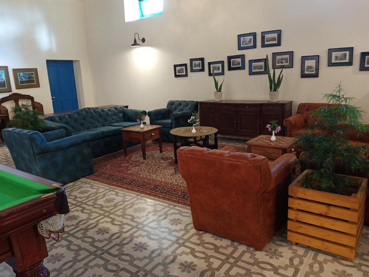 Hotel Pine Retreat Mallroad Mussoorie Exterior foto