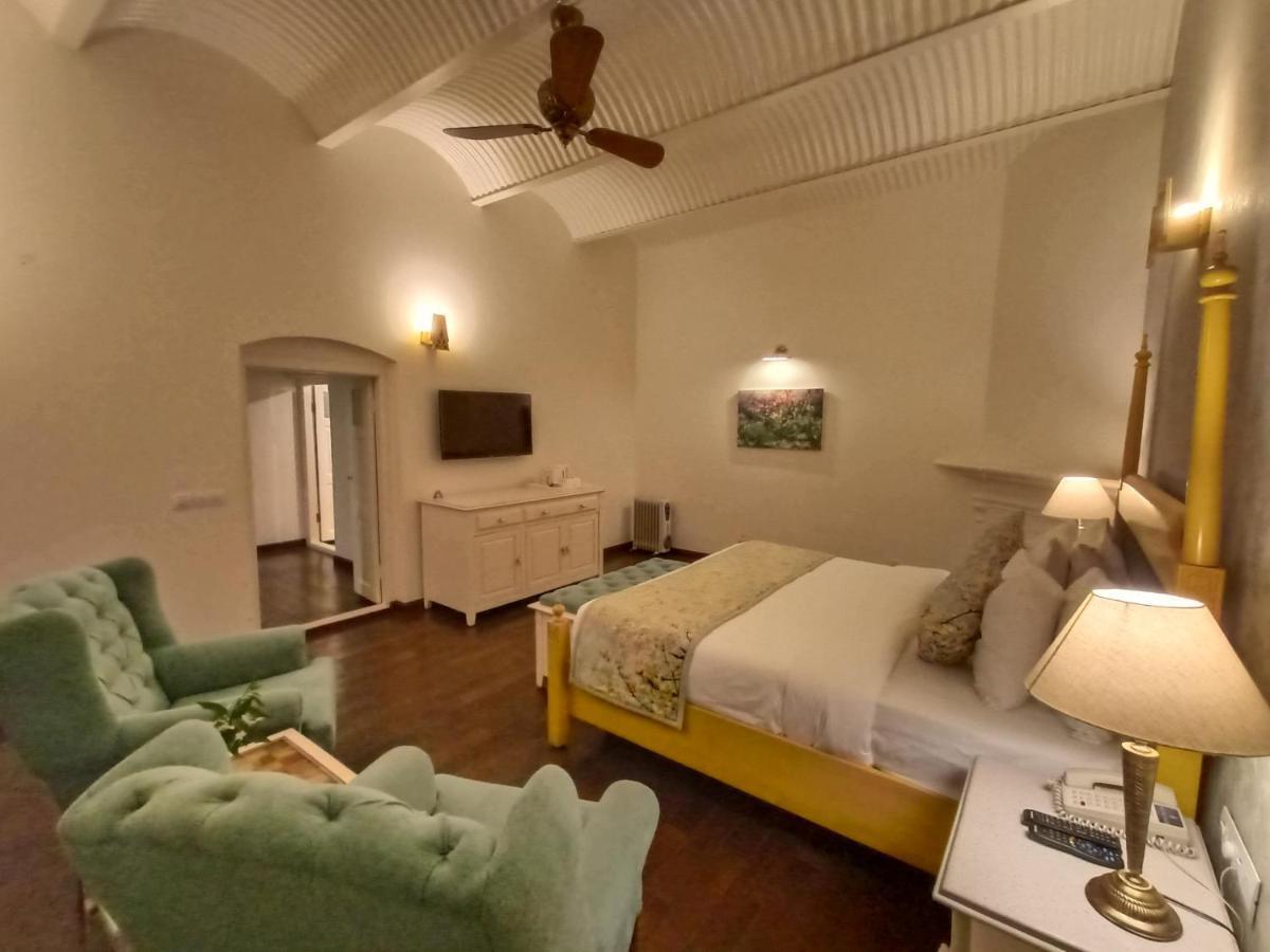 Hotel Pine Retreat Mallroad Mussoorie Exterior foto